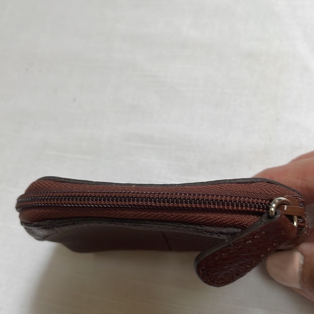 Brighton Pouch - Picture 3 of 5